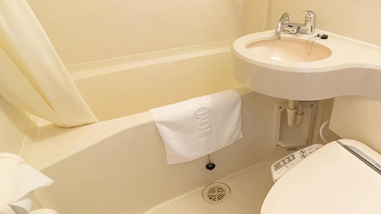 Toyoko Inn Kita-Asaka-Eki Nishi-Guchi ภายนอก รูปภาพ